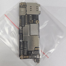 Материнская плата iPhone 15 Pro Max заблокированная Материнская плата iPhone 15 Pro Max заблокированная